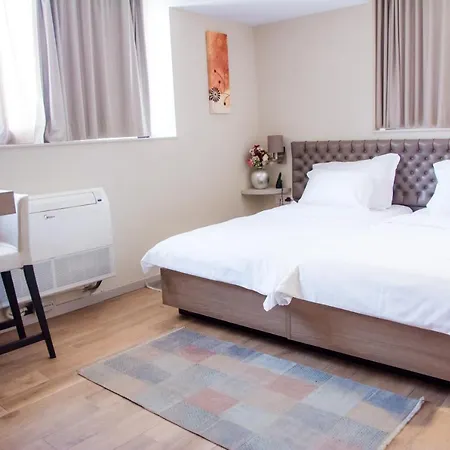 Srbija - Free Parking 베오그라드